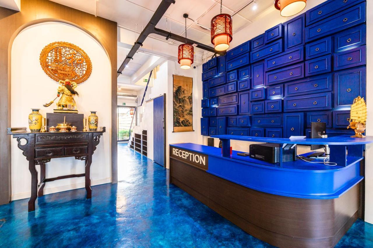 Marco Polo Phuket Poshtel & Bistro Hostel Kültér fotó