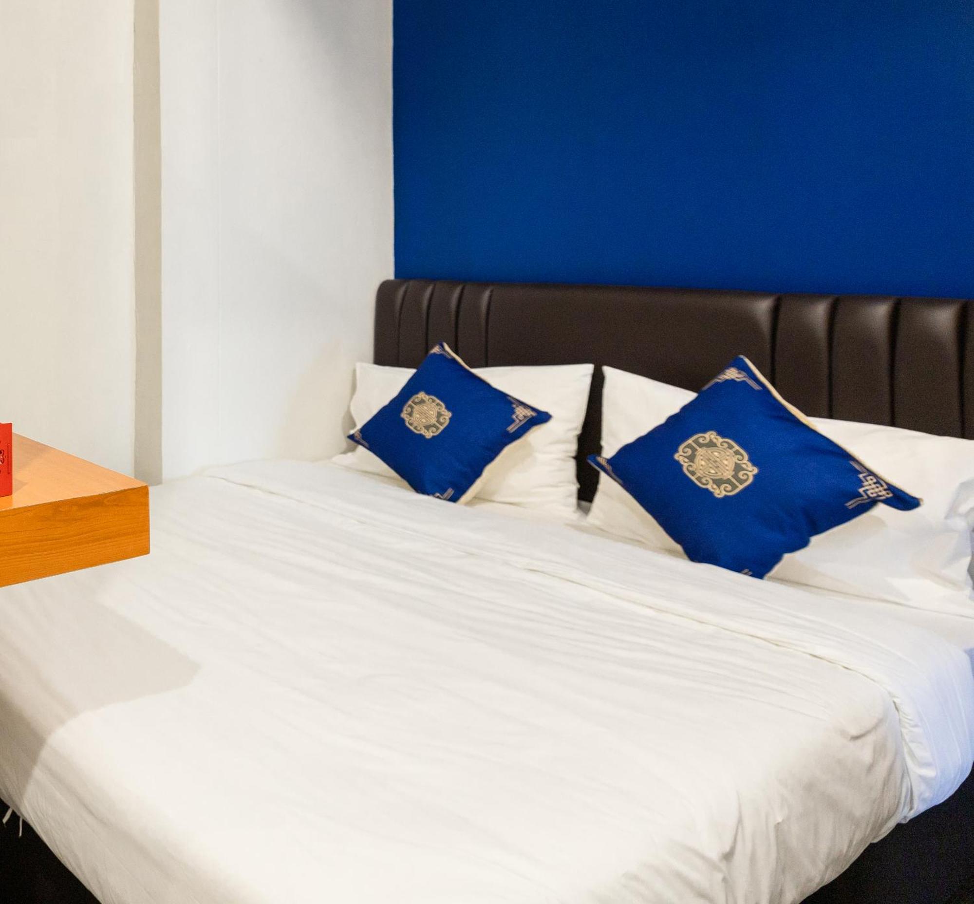 Marco Polo Phuket Poshtel & Bistro Hostel Szoba fotó