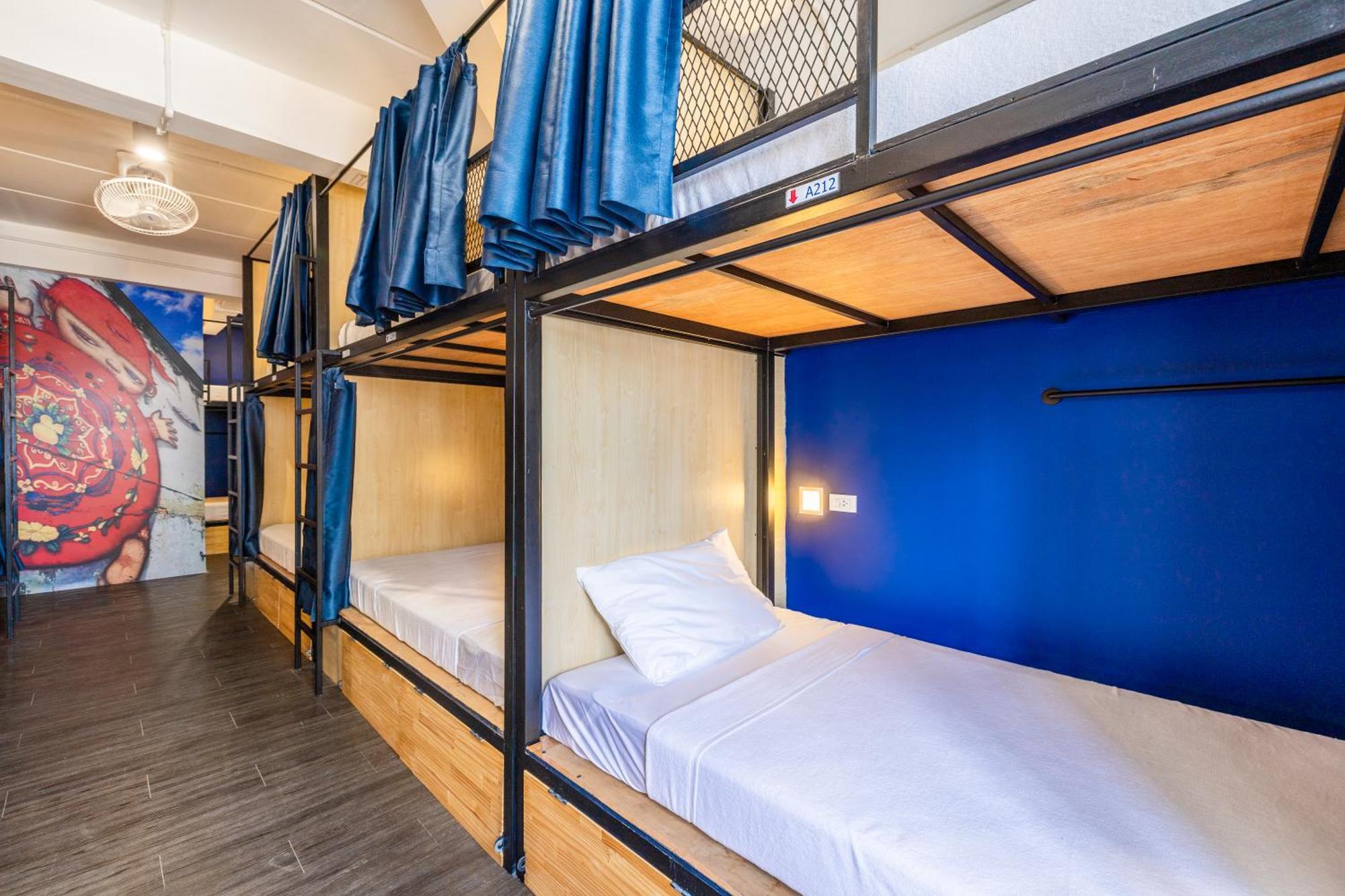 Marco Polo Phuket Poshtel & Bistro Hostel Szoba fotó